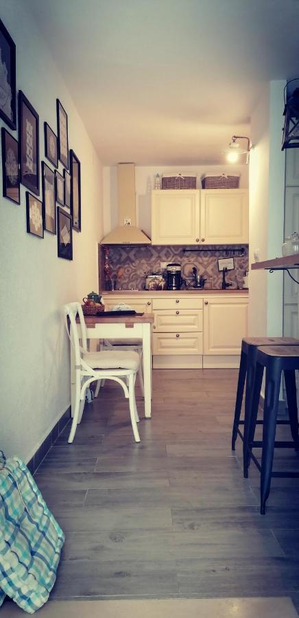 Liza's downtown apartment Hvar Town Zewnętrze zdjęcie